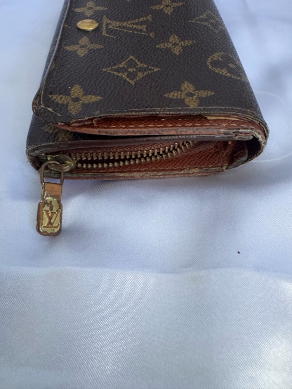 Louis Vuitton Monogram Snap Compact Wallet - Brown & Gold With COA - Picture 10 of 10